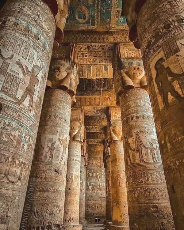 temple of hathor in dendera