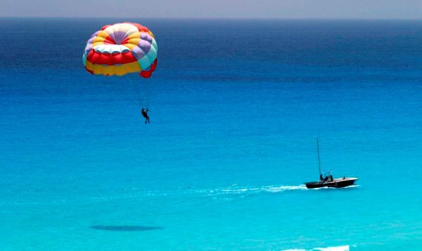 Parasailing in Hurghada