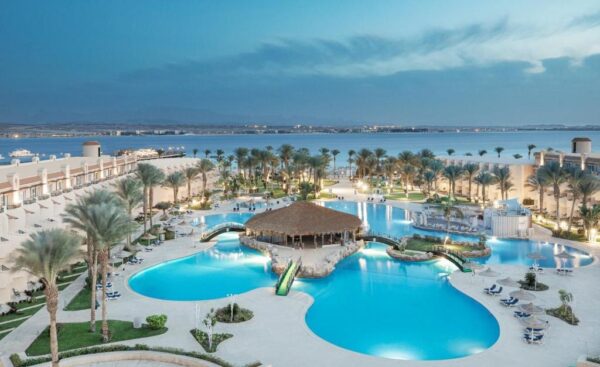 Pyramisa Beach Hotel Sahl Hasheesh is a 5-star all-inclusive resort located in the Sahl Hasheesh Bay area of Hurghada, Egypt